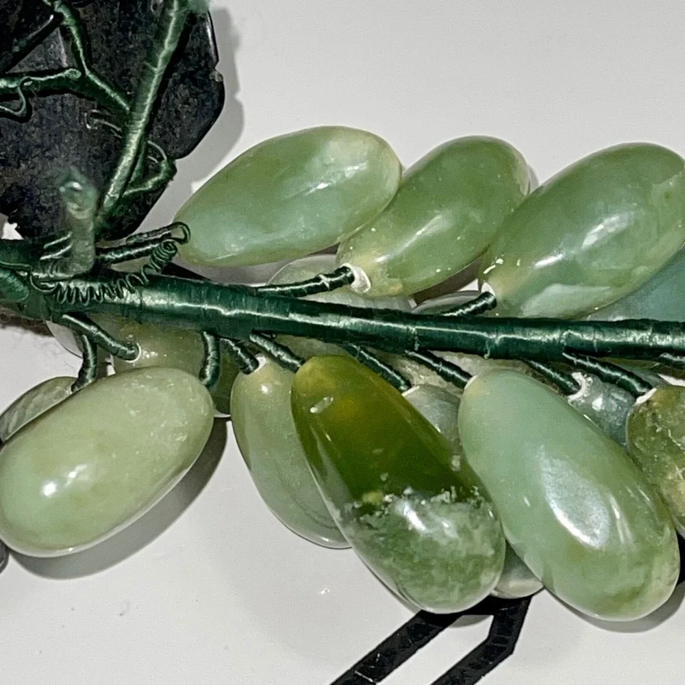 Chinese Green Stone Grapes w/ Carved Jade‎ Leaves Fruit MCM Midcentury VTG